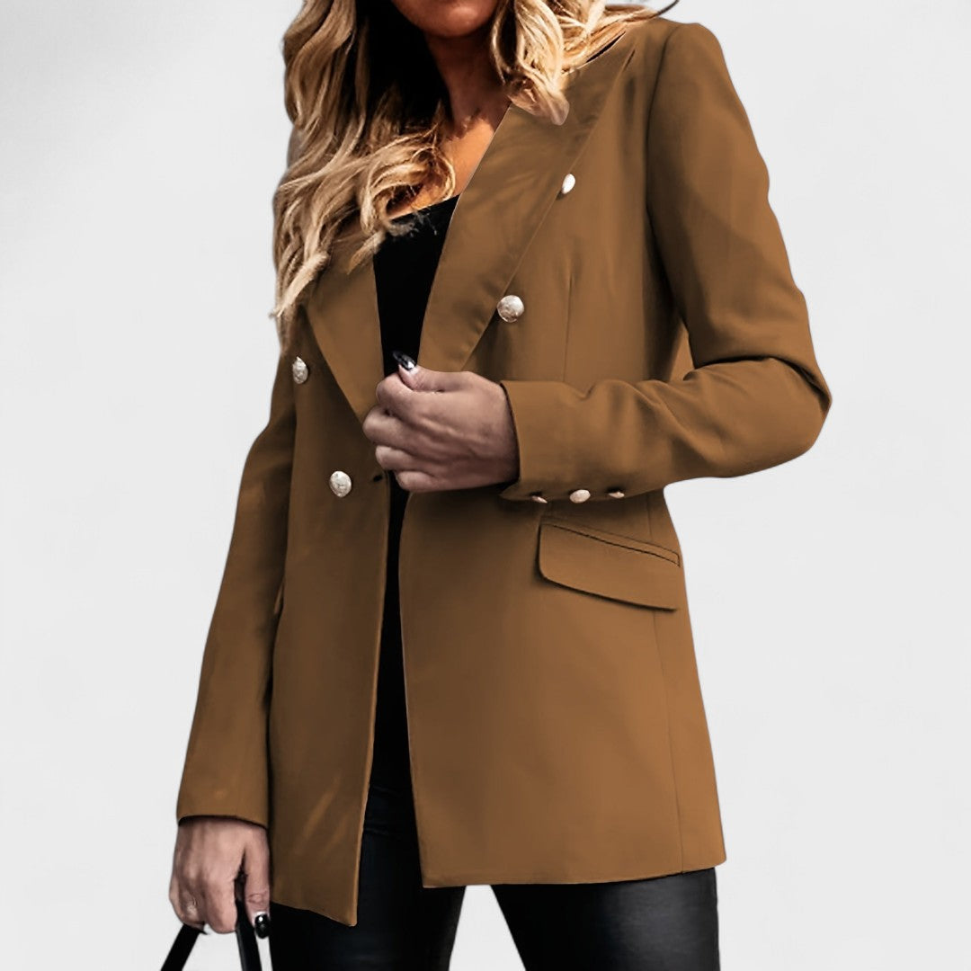 Matea - Šako s detaljnim gumbima