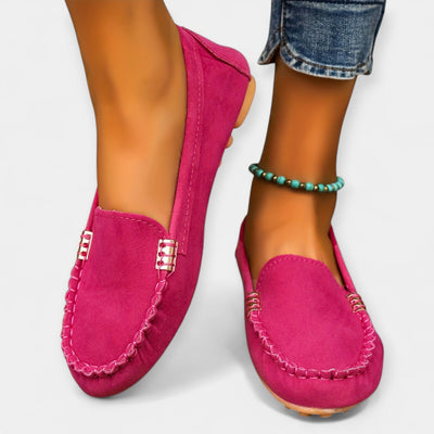 Mokasine s metalnim Elementima